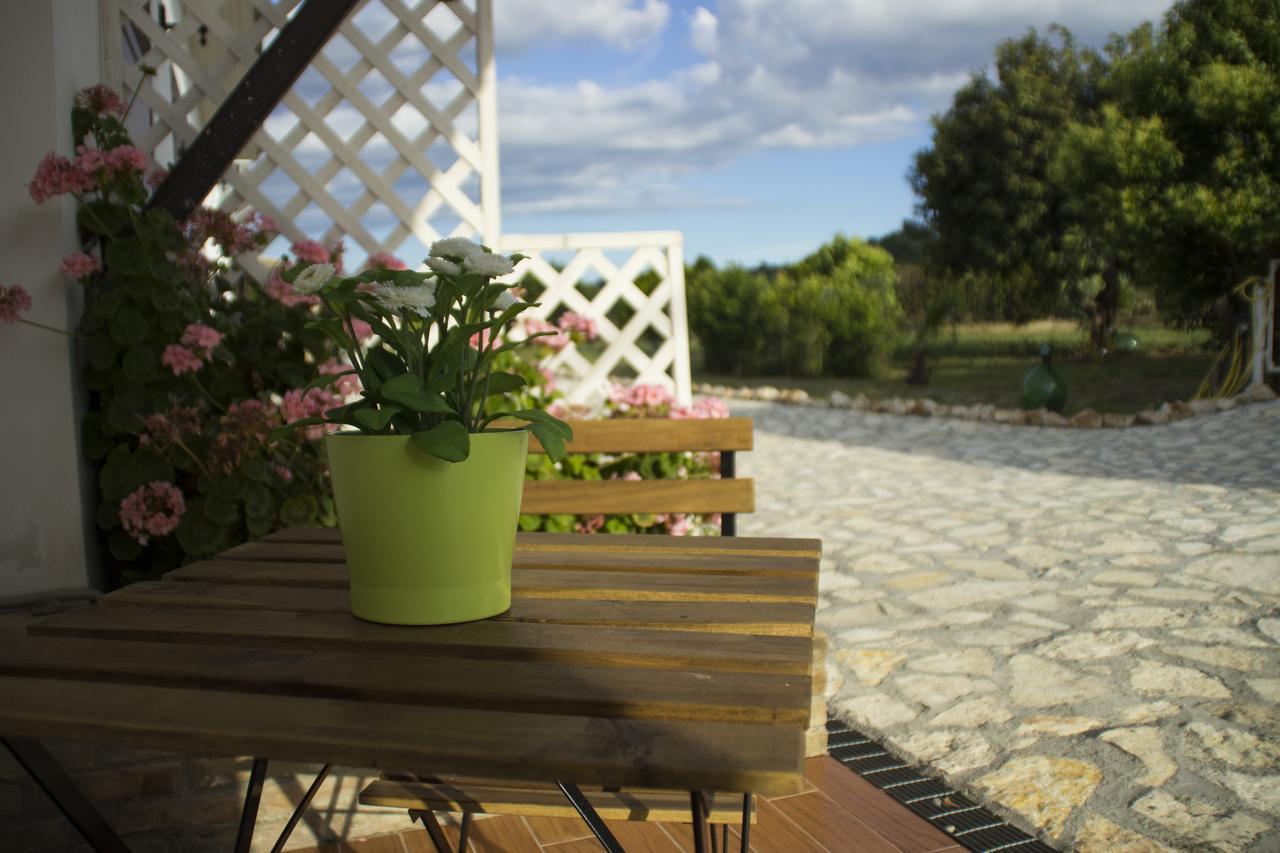 Fontana La Pietra Villa Pisticci Eksteriør bilde